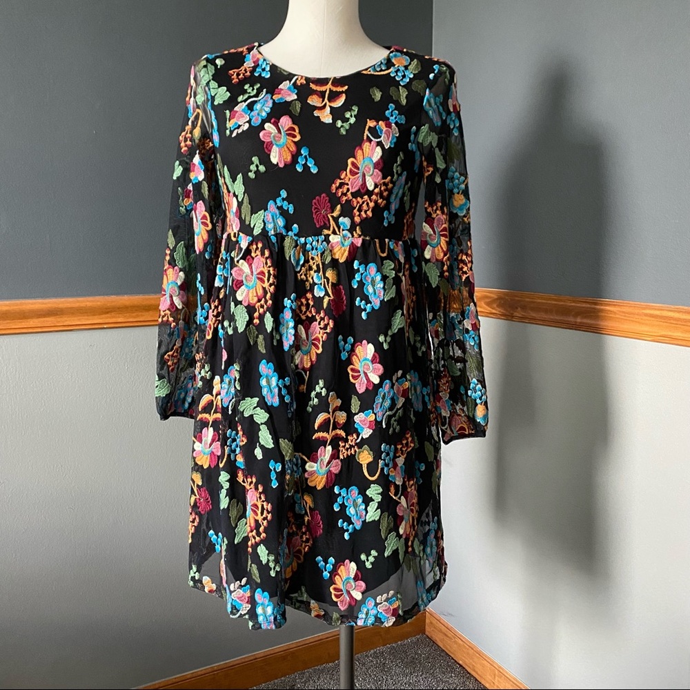 Anthropologie Philosophy embroidered Dress 3568